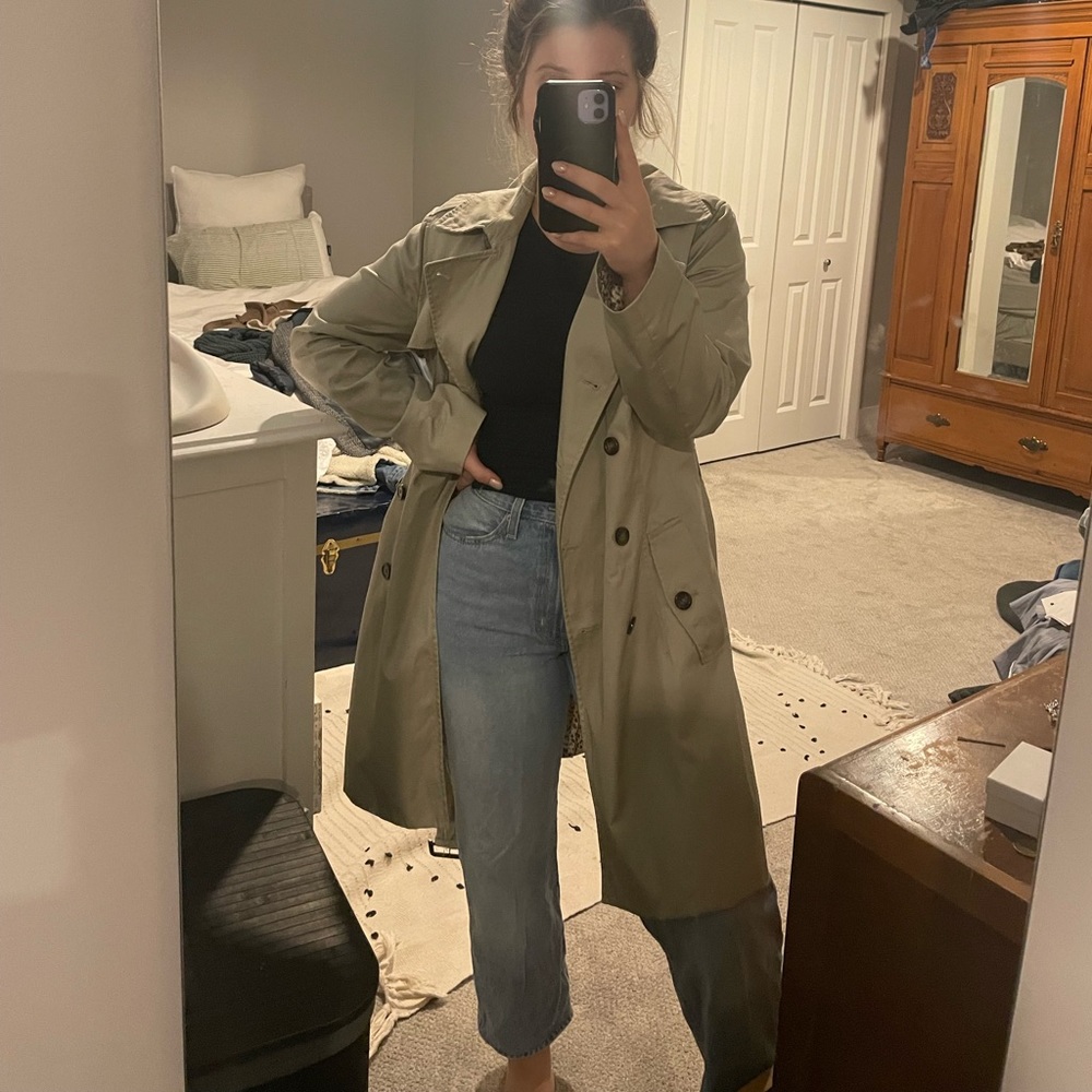 Tan Banana Republic classic trench coat